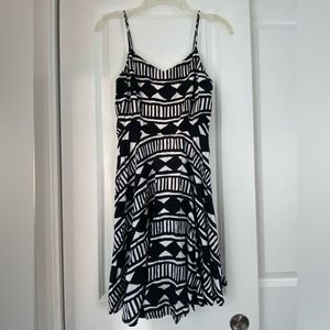 Old Navy patterned dress